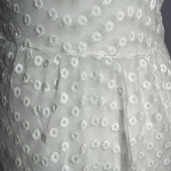 LC LAUREN CONRAD XS WHITE WITH BLACK VELVET ACCENTS SLEEVELESS COVERUP TANKTOP - Picture 5 of 8